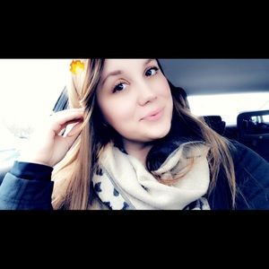 Meet your Posher, Jackie